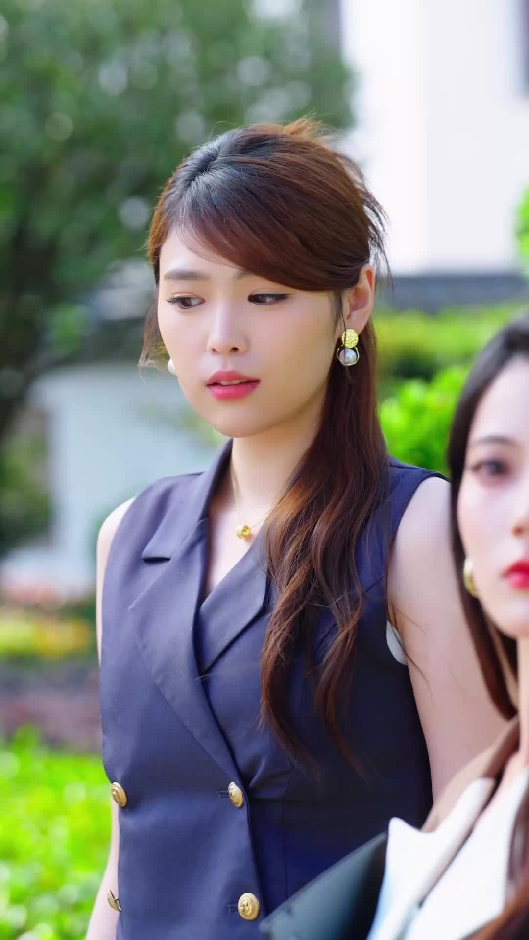 Episode 16 - Forced to Marry the CEO I Saved